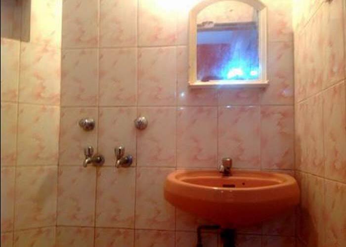 The Banaras Inn Hotel, Kanpur 4